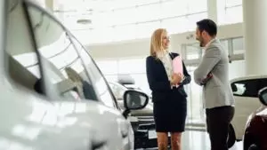 Покупатель авто не ставит на учет