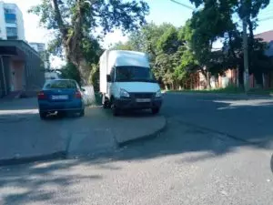 Пдд россии парковка на тротуаре